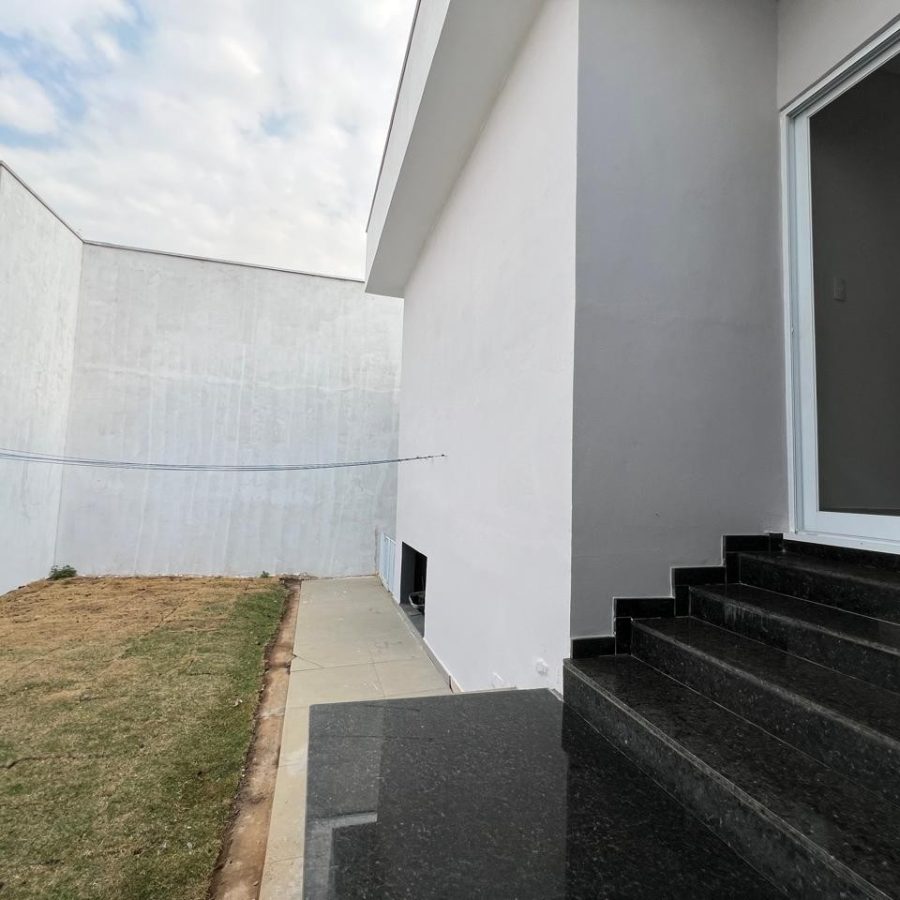 WhatsApp Image 2025-02-26 at 21.53.31