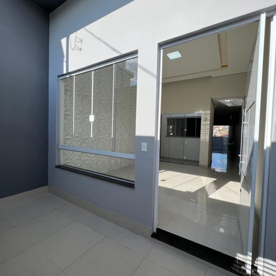 WhatsApp Image 2025-04-10 at 20.59.26 (1)