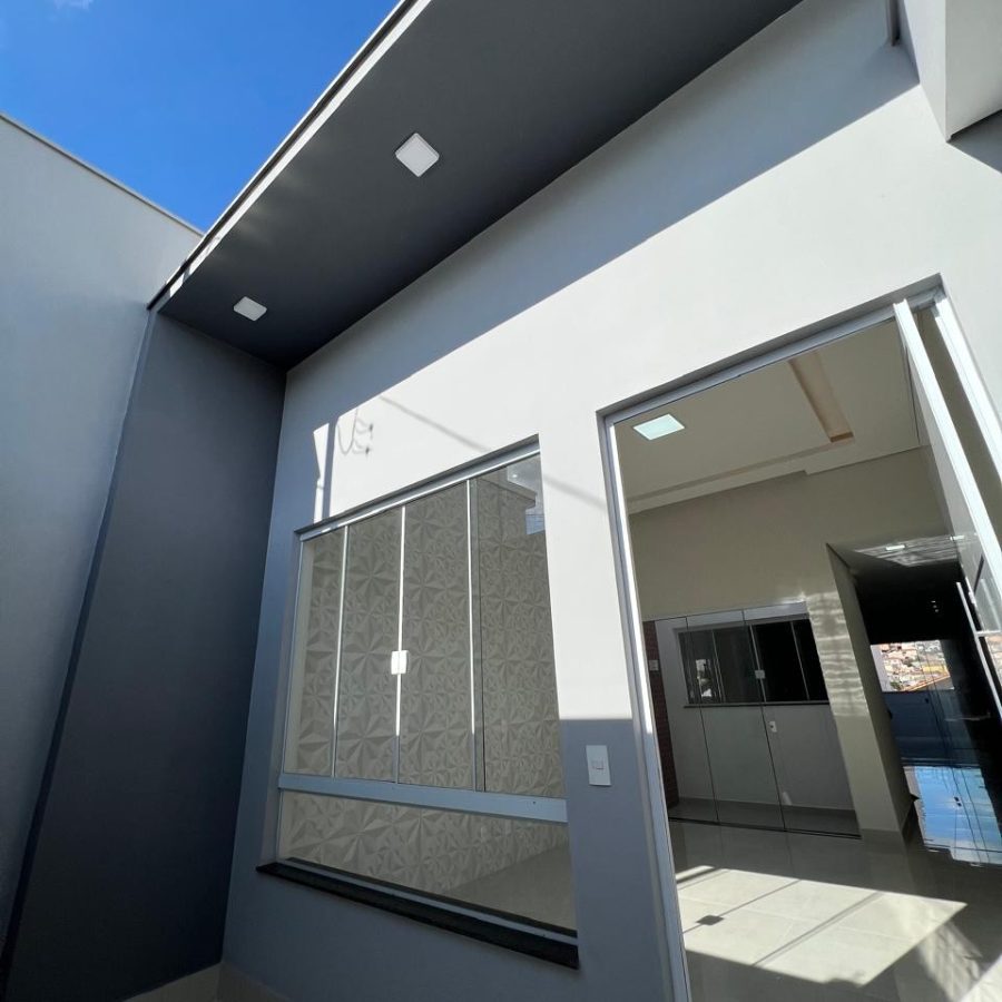 WhatsApp Image 2025-04-10 at 20.59.26 (2)