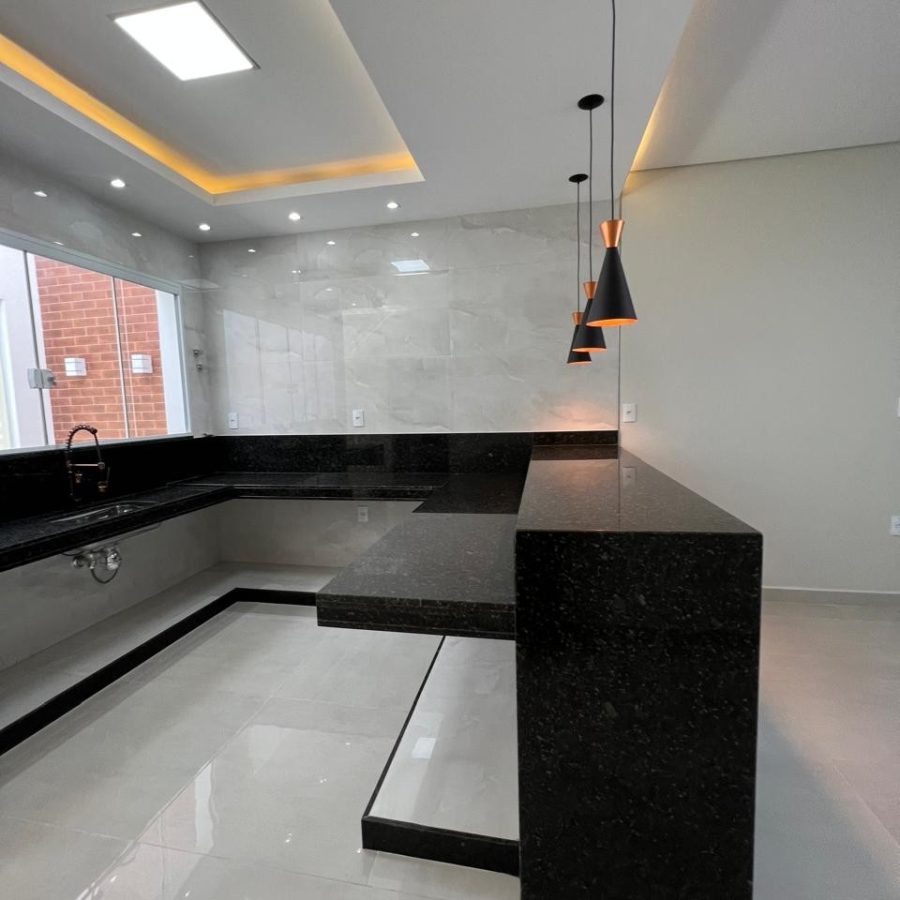 WhatsApp Image 2025-04-10 at 21.01.12