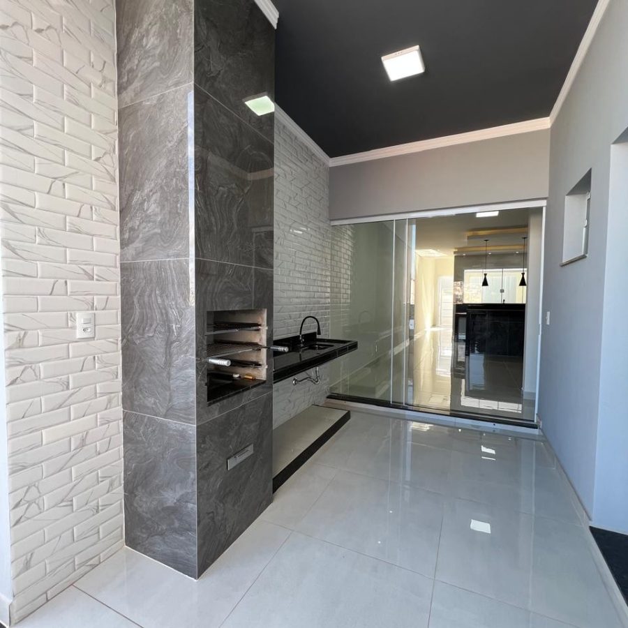 WhatsApp Image 2025-04-10 at 21.02.05 (1)