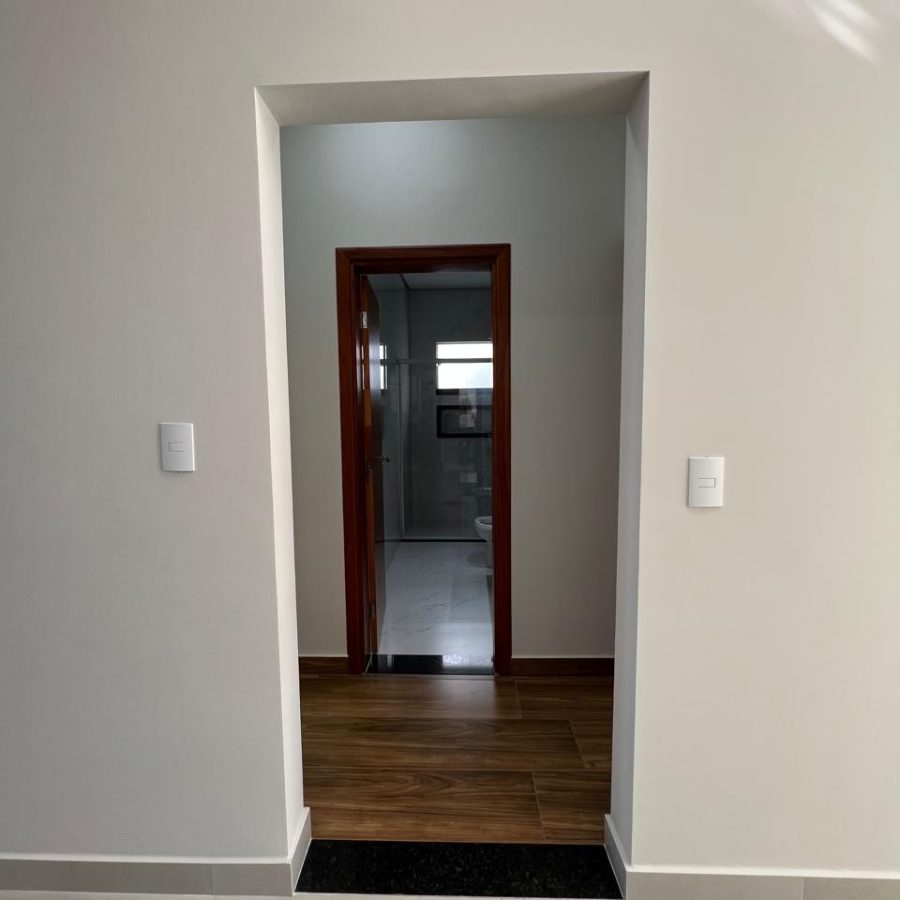 WhatsApp Image 2025-04-10 at 21.02.07 (2)