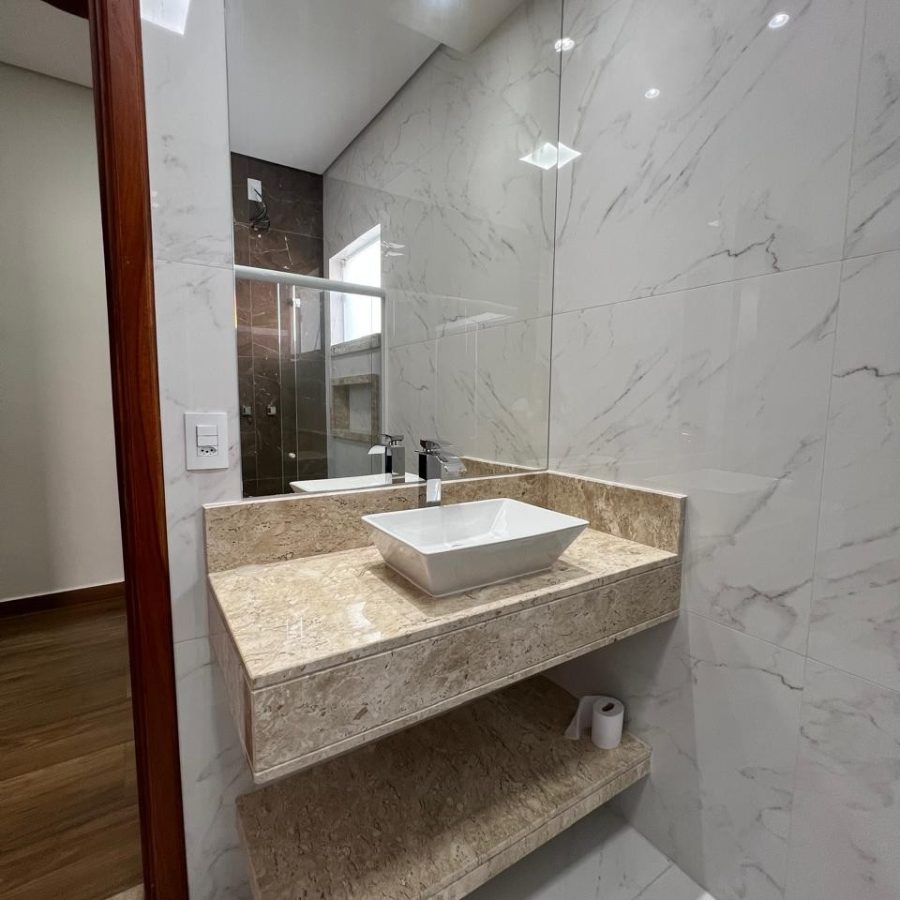 WhatsApp Image 2025-04-10 at 21.02.10 (2)