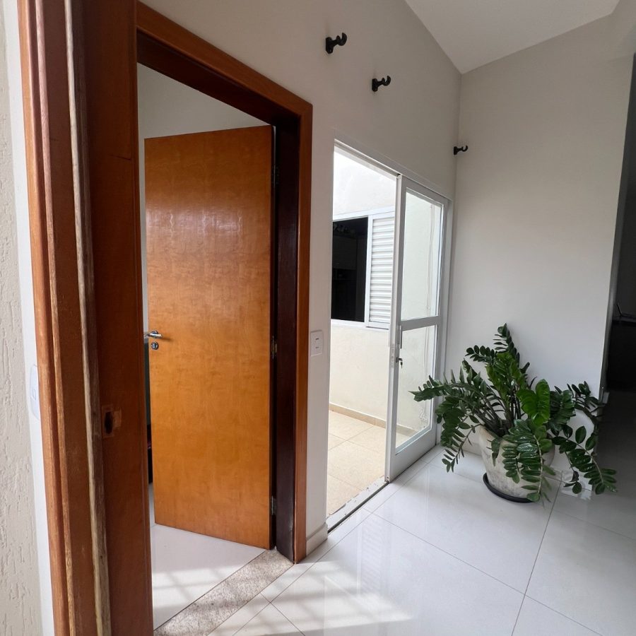 WhatsApp Image 2025-10-11 at 18.10.38 (1)