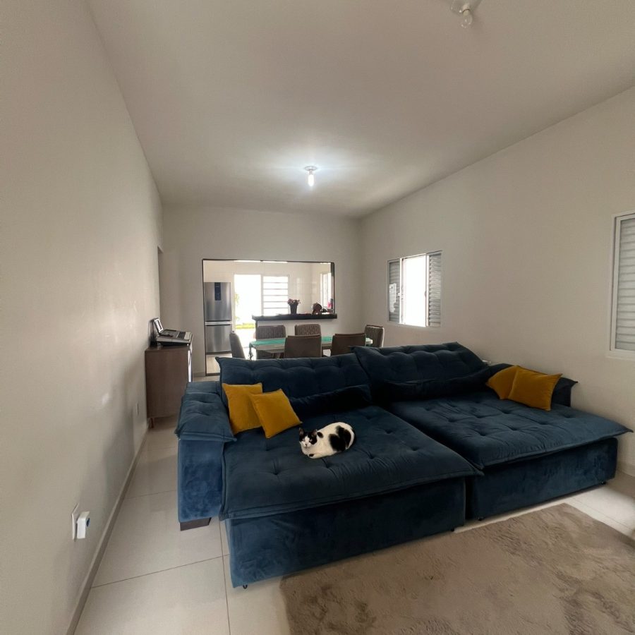 WhatsApp Image 2025-10-11 at 18.10.40 (1)