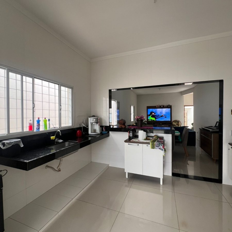 WhatsApp Image 2025-10-11 at 18.10.44 (3)