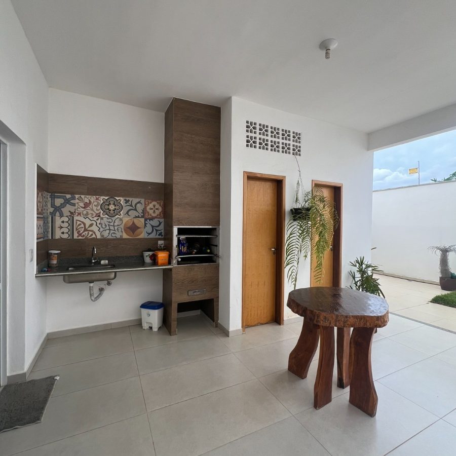 WhatsApp Image 2025-10-11 at 18.10.46