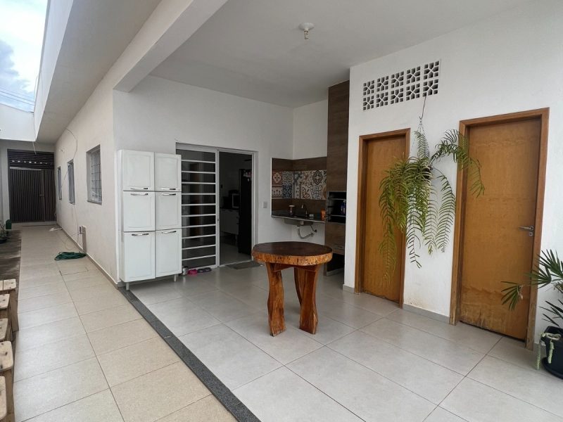 WhatsApp Image 2025-10-11 at 18.10.47