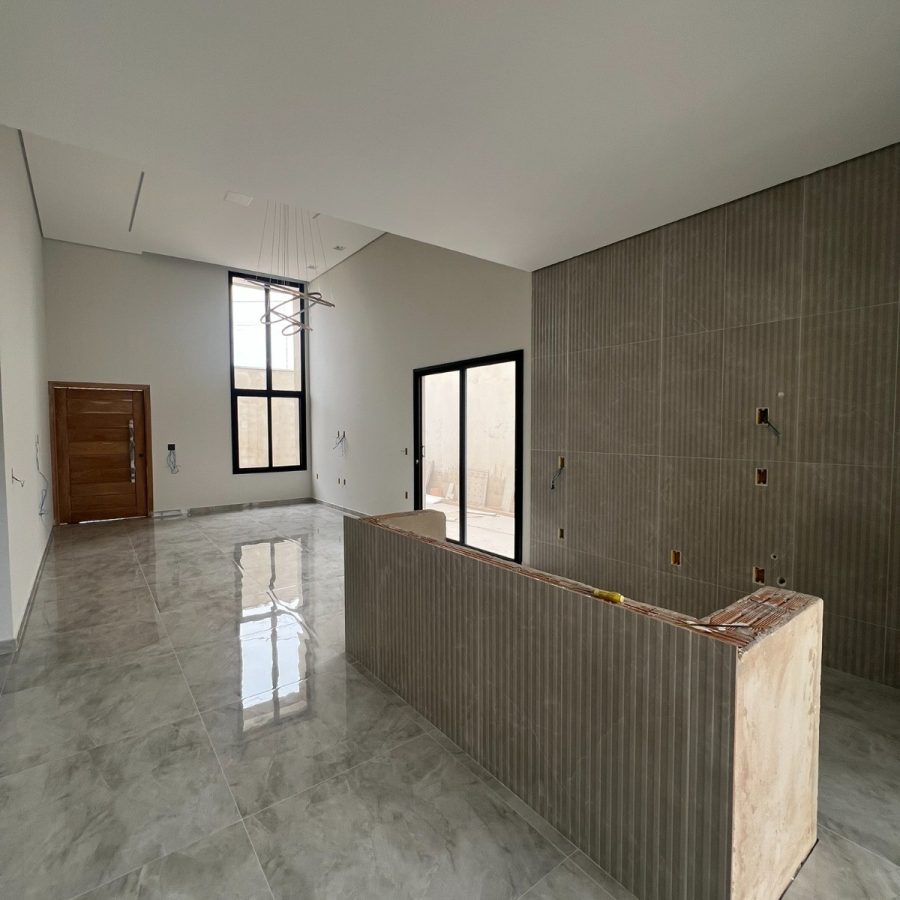 WhatsApp Image 2025-10-13 at 20.54.01 (1)