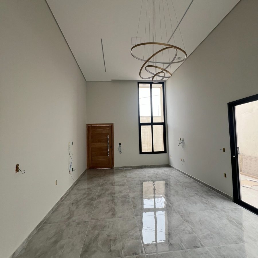 WhatsApp Image 2025-10-13 at 20.54.02