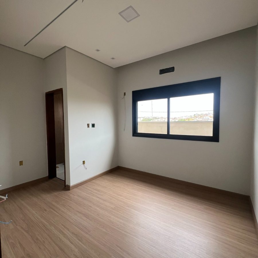 WhatsApp Image 2025-10-13 at 20.54.14