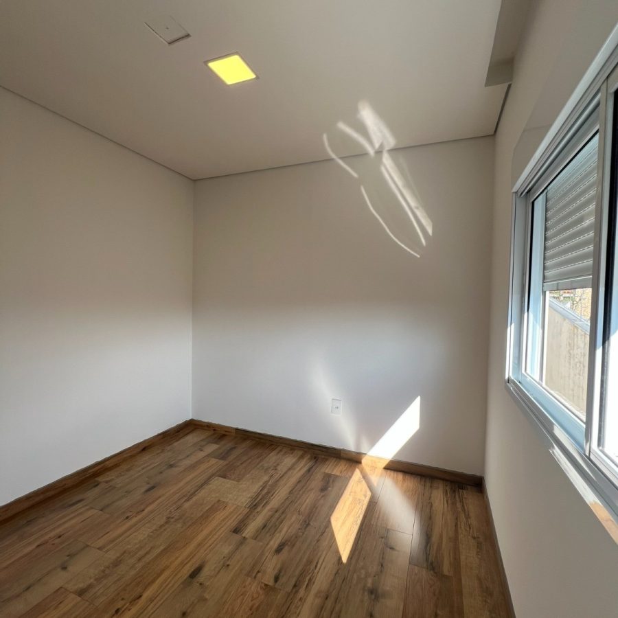 WhatsApp Image 2025-10-14 at 21.43.27