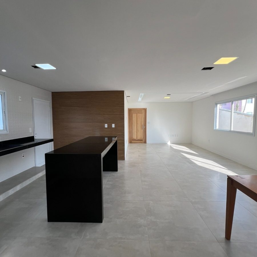 WhatsApp Image 2025-10-14 at 21.43.28