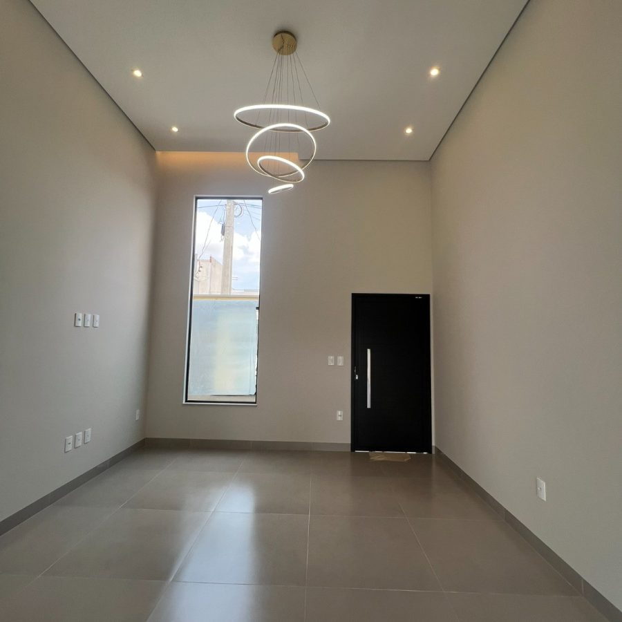 WhatsApp Image 2025-10-16 at 20.54.37 (1)