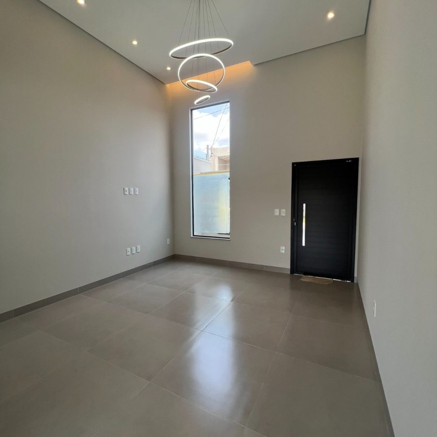 WhatsApp Image 2025-10-16 at 20.54.37