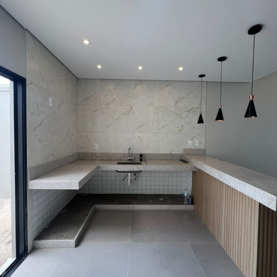 WhatsApp Image 2025-10-16 at 20.54.41 (2)