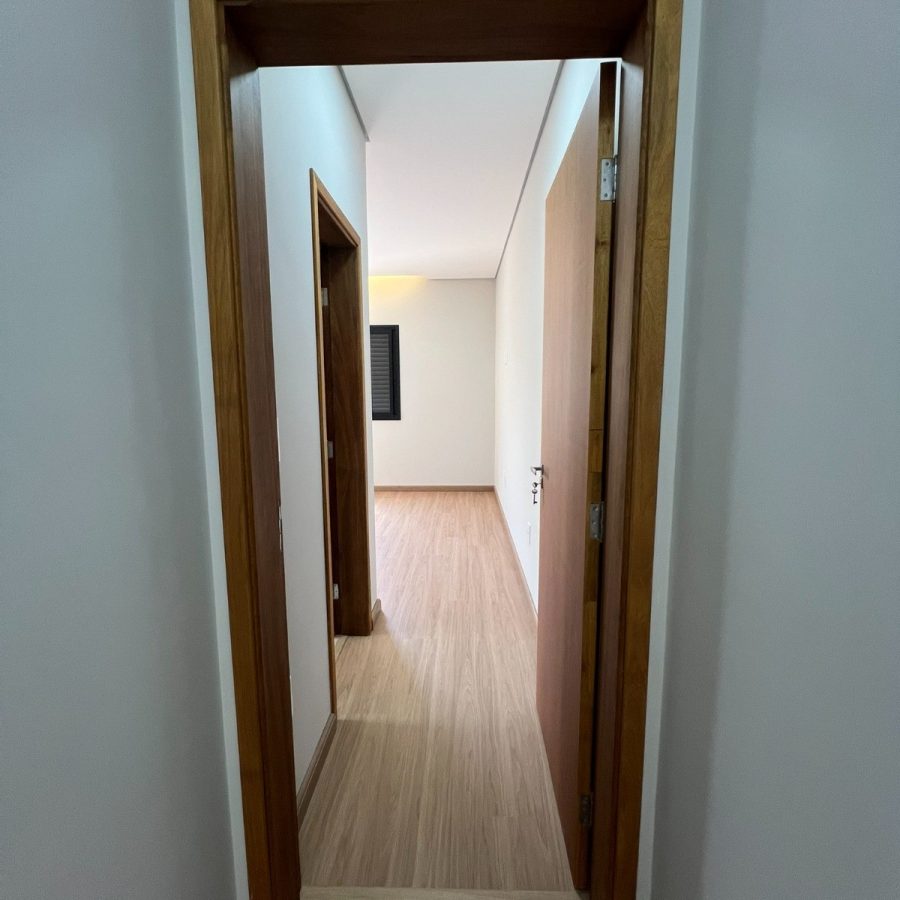 WhatsApp Image 2025-10-16 at 20.54.46 (1)