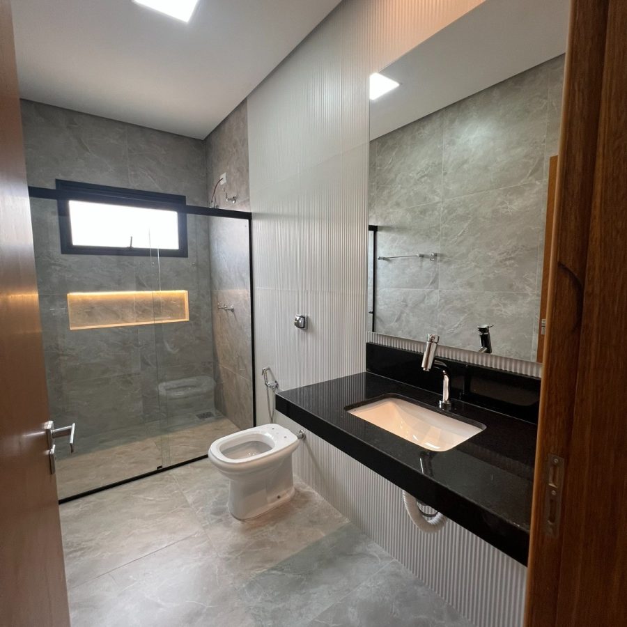 WhatsApp Image 2025-10-16 at 20.54.46