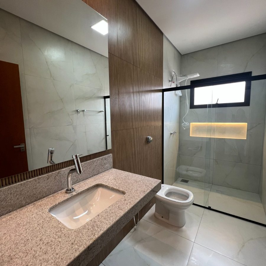 WhatsApp Image 2025-10-16 at 20.54.47