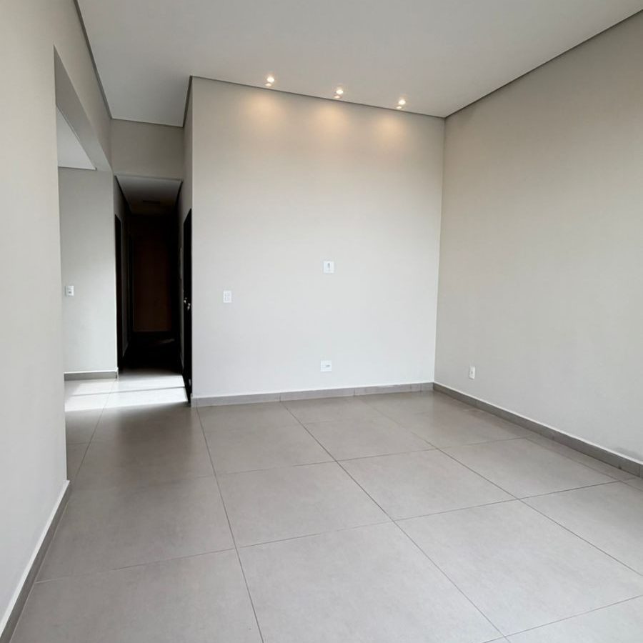 WhatsApp Image 2025-12-16 at 19.41.48 (3)