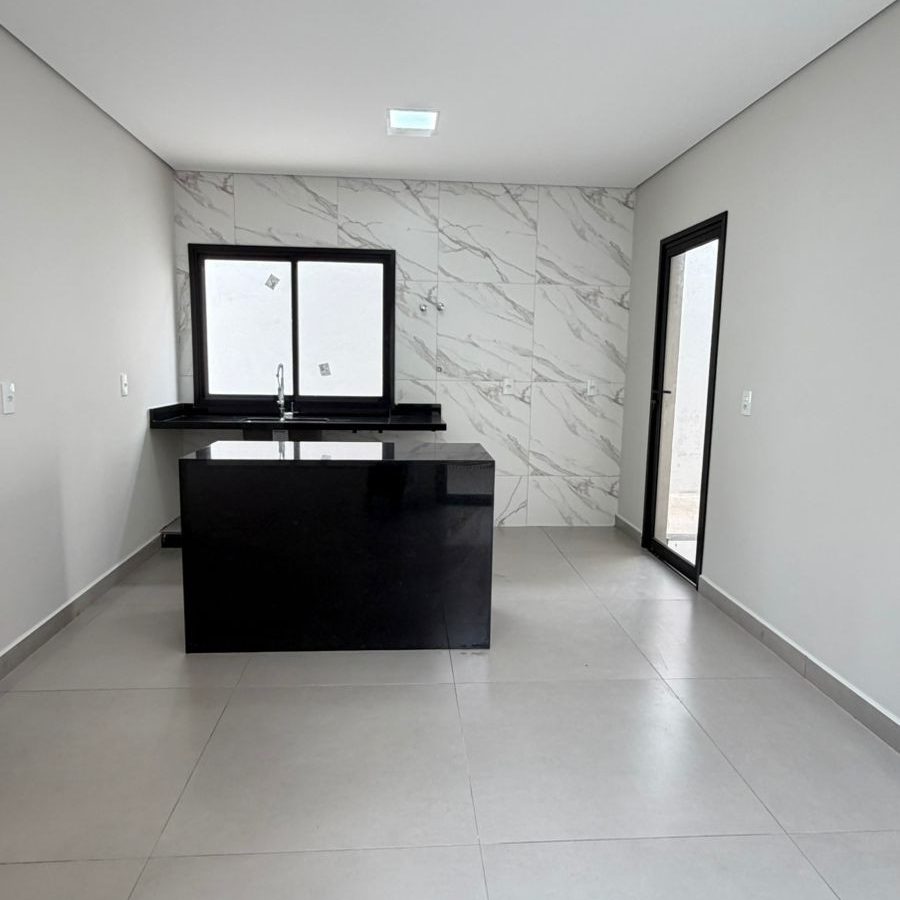 WhatsApp Image 2025-12-16 at 19.41.49 (4)