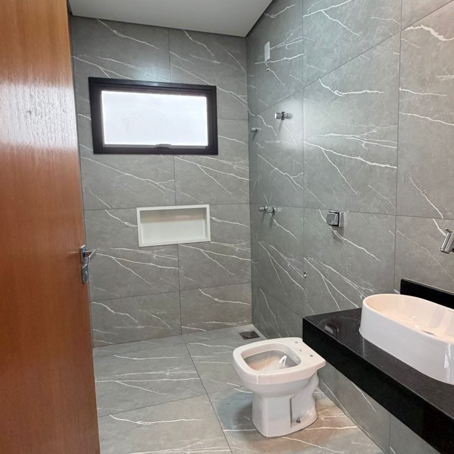 WhatsApp Image 2025-12-16 at 19.41.51 (1)