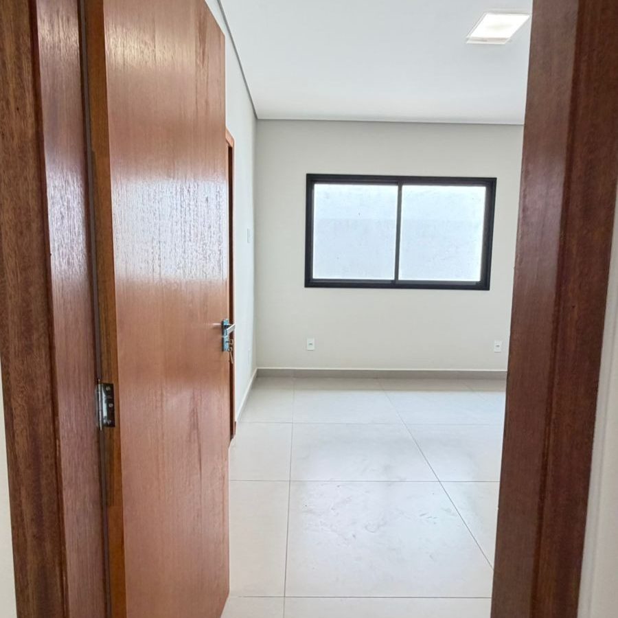 WhatsApp Image 2025-12-16 at 19.41.52 (3)