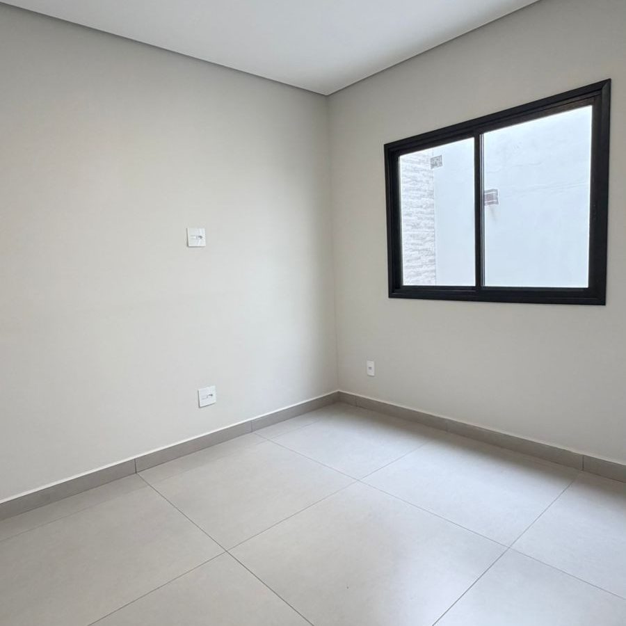 WhatsApp Image 2025-12-16 at 19.41.52