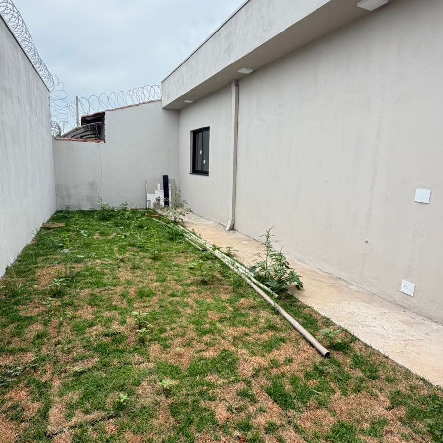 WhatsApp Image 2025-12-16 at 19.41.56 (1)