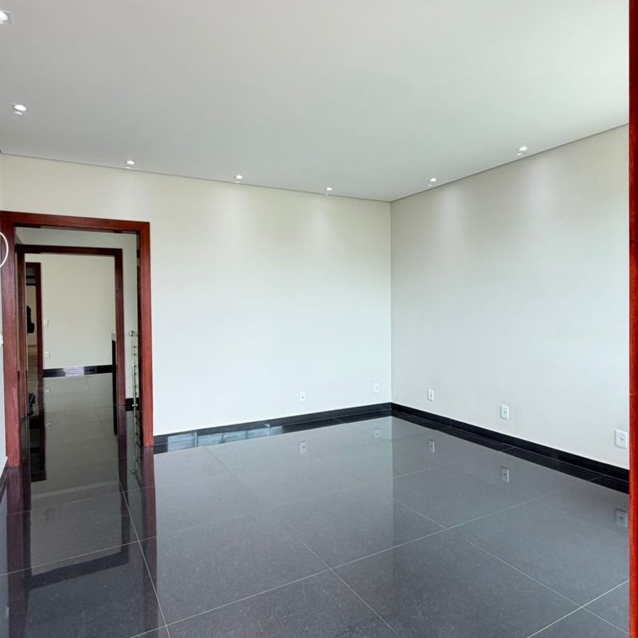 WhatsApp Image 2025-12-30 at 11.12.26 (1)