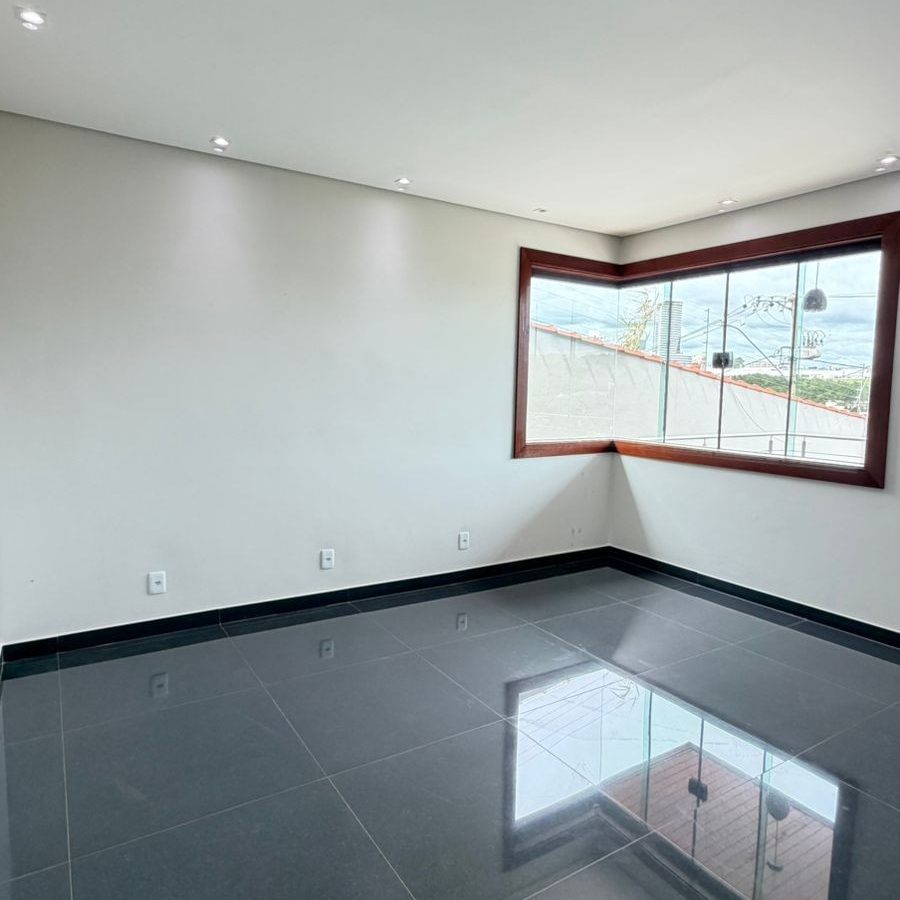 WhatsApp Image 2025-12-30 at 11.12.27