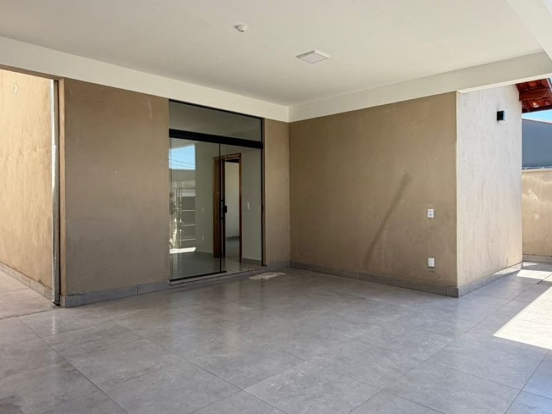 WhatsApp Image 2025-12-30 at 18.21.15 (1)