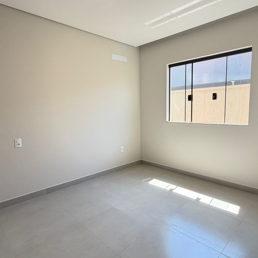 WhatsApp Image 2025-12-30 at 18.21.21 (1)